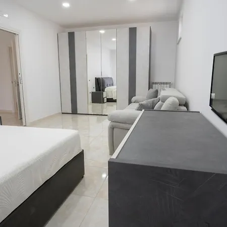 Apartment Lux